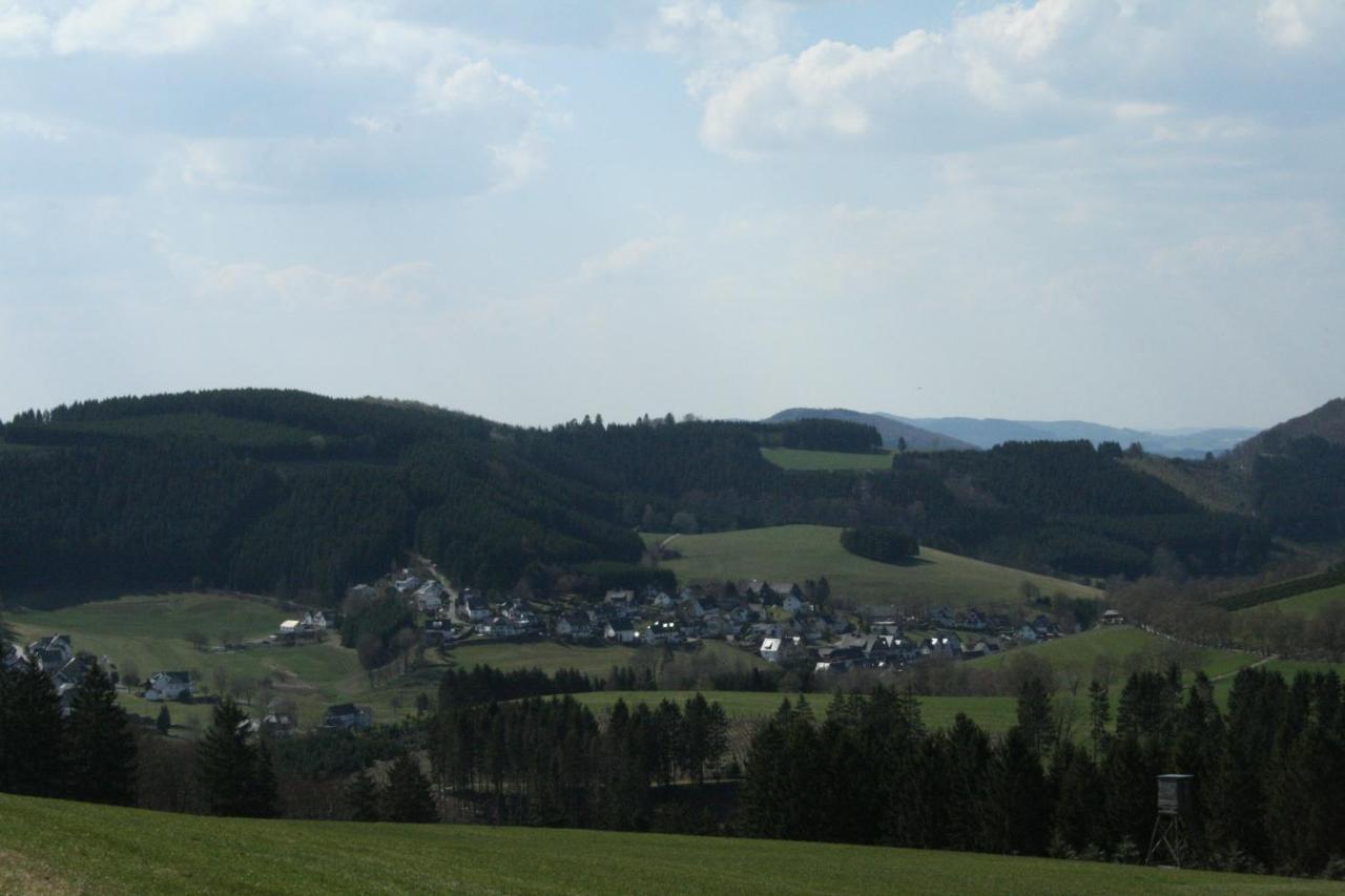 Ferienhaus Zur Ennest Шмаленберг Екстериор снимка